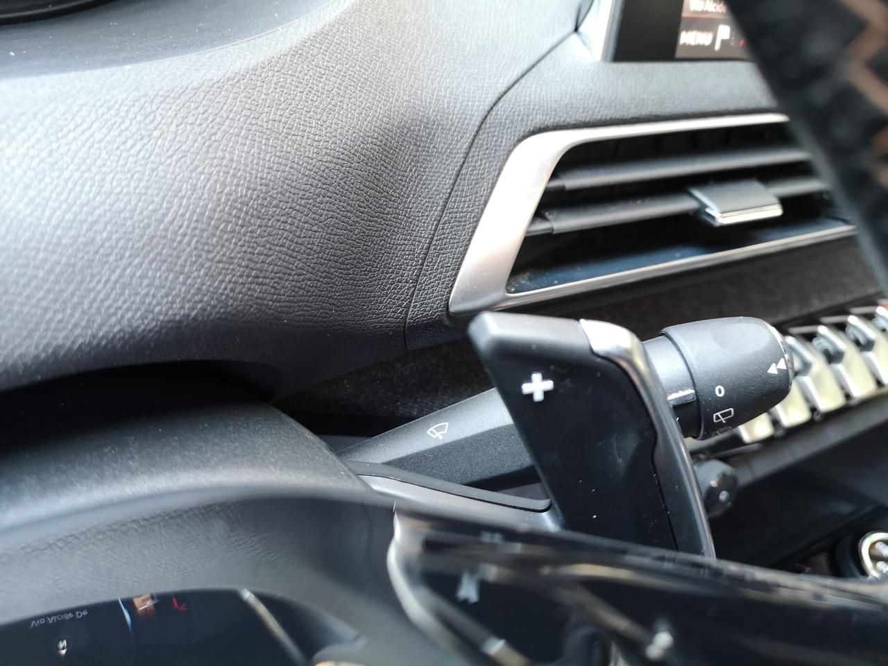 PEUGEOT 3008 1.6BlueHDi 120CV EAT6 S&S GT Line