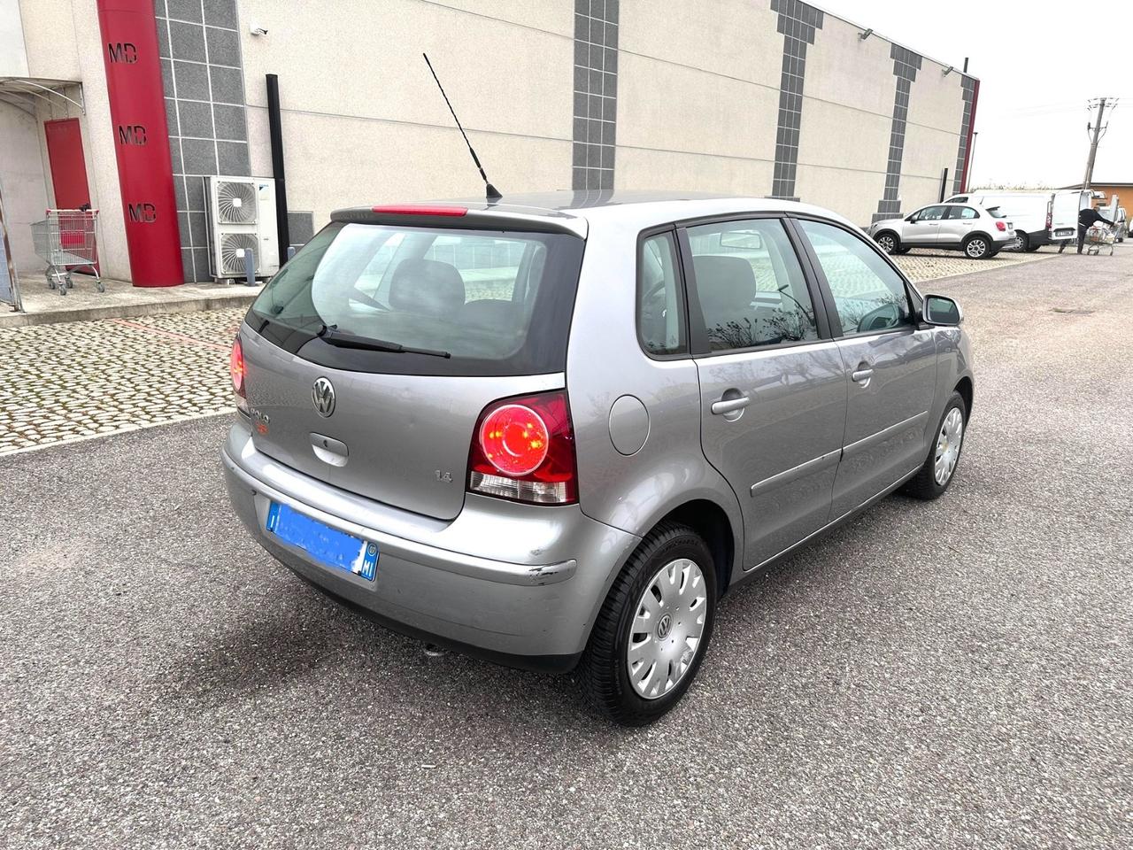 Volkswagen Polo 1.4/80CV 16V 5p. Comfortline