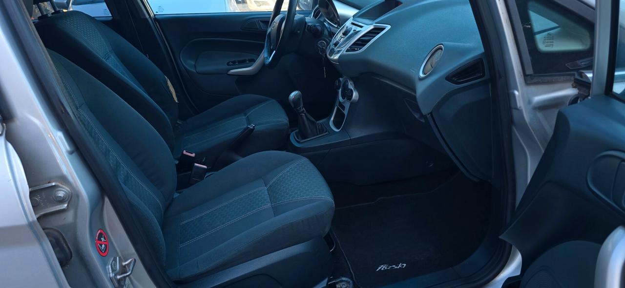 Ford Fiesta 1.4 TDCi 5p. Ghia