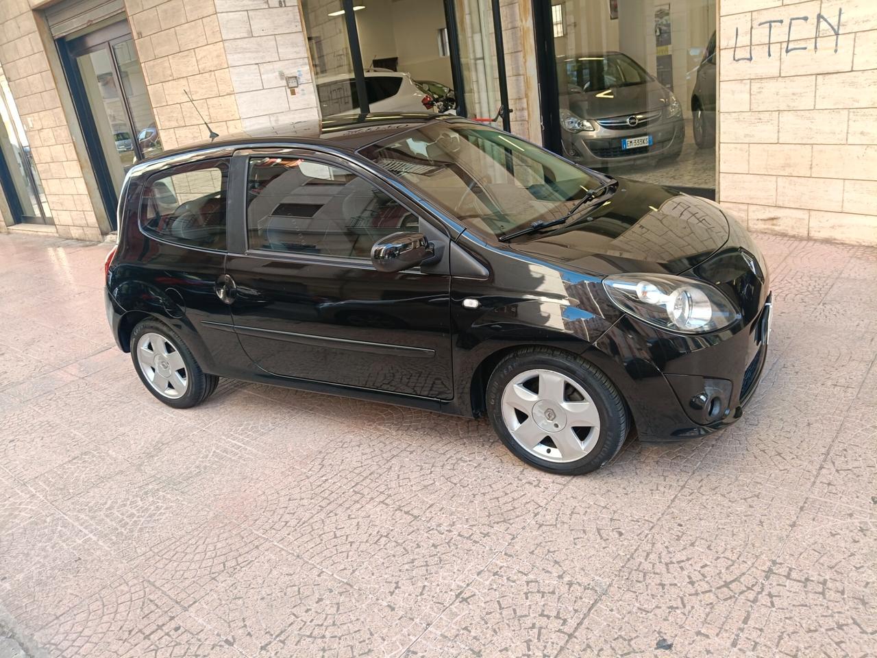 Renault Twingo 1.2 SPORT&SOUND-NEOPATENTATI-Euro3900