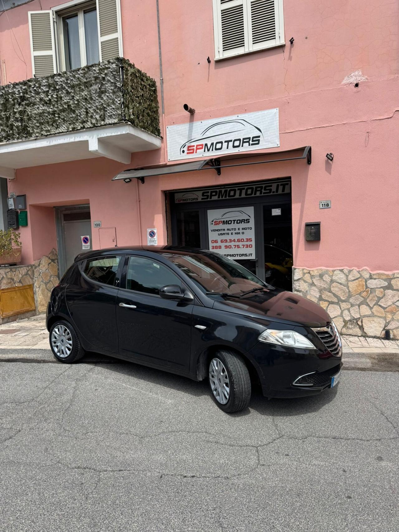 Lancia Ypsilon 1.2 69 CV 5 porte Platinum, NO VINCOLI, TAGLIANDI CERTIFICATI, FRIZIONE NUOVA, FULL OPT.