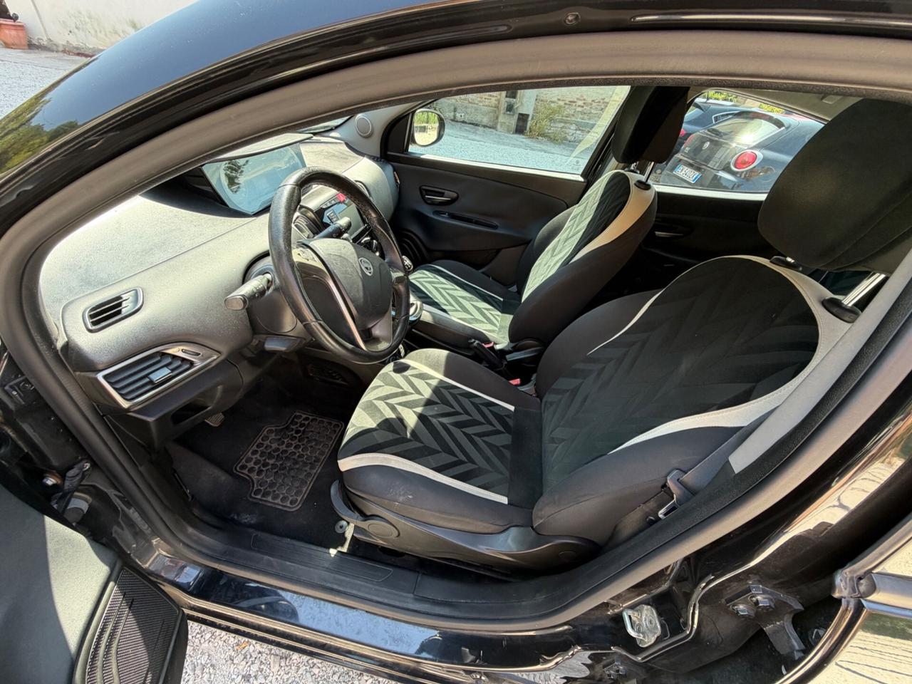 Lancia Ypsilon 1.3 MJT 16V 95 CV 5 porte S&S Platinum