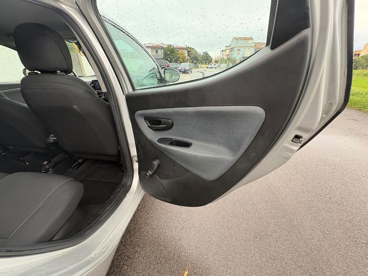 Lancia Ypsilon 1.0 FireFly MHEV Gold #8059