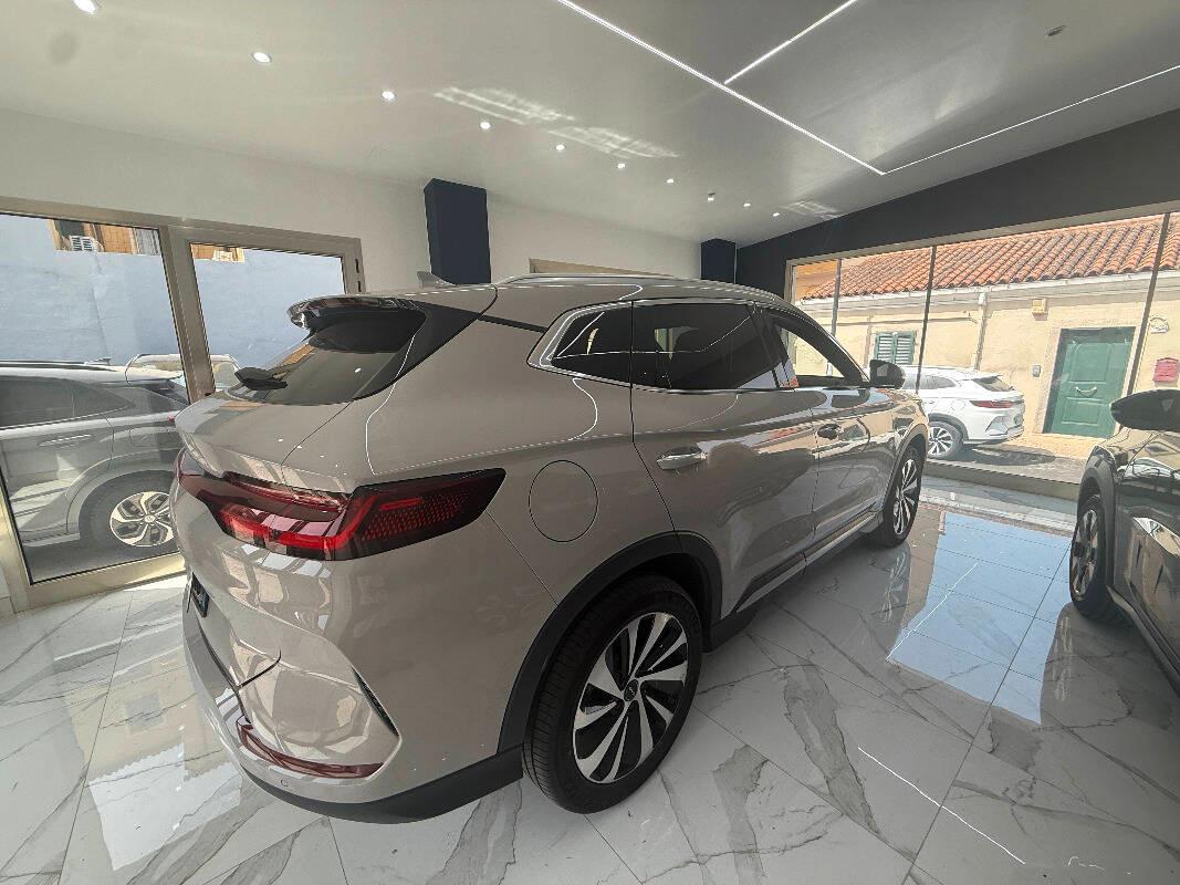 Byd Seal U DM-i BYD Seal U DM-I 1.5 phev Design awd