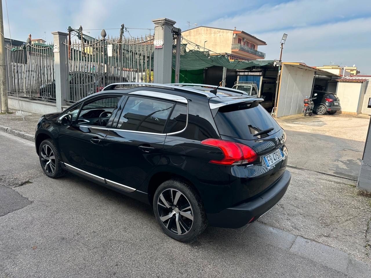 Peugeot 2008 Allure 1.6 Diesel 120 Cv 2016 km 154.000