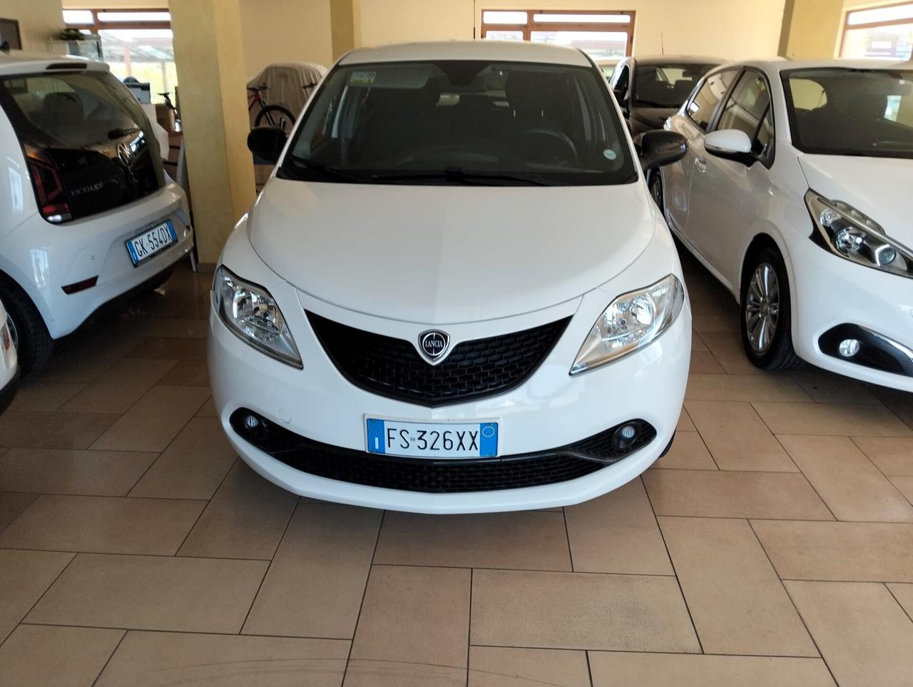 Lancia Ypsilon 1.2 69 CV 5 porte GPL Ecochic Gold