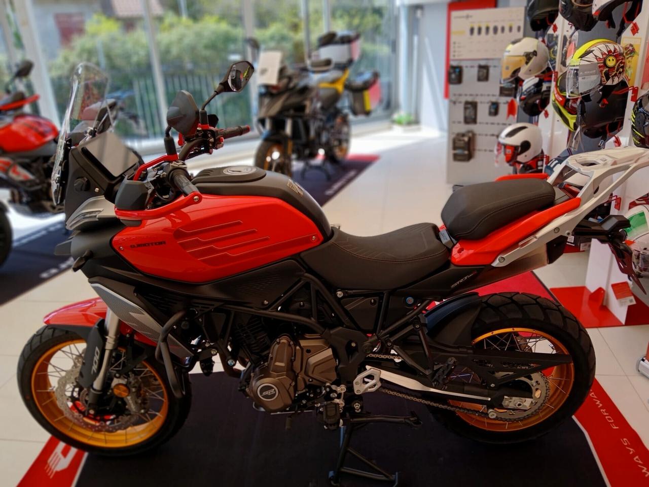 Qj Motor SRT 700 SX-NUOVA- PRONTA CONSEGNA-PREZZO PROMO