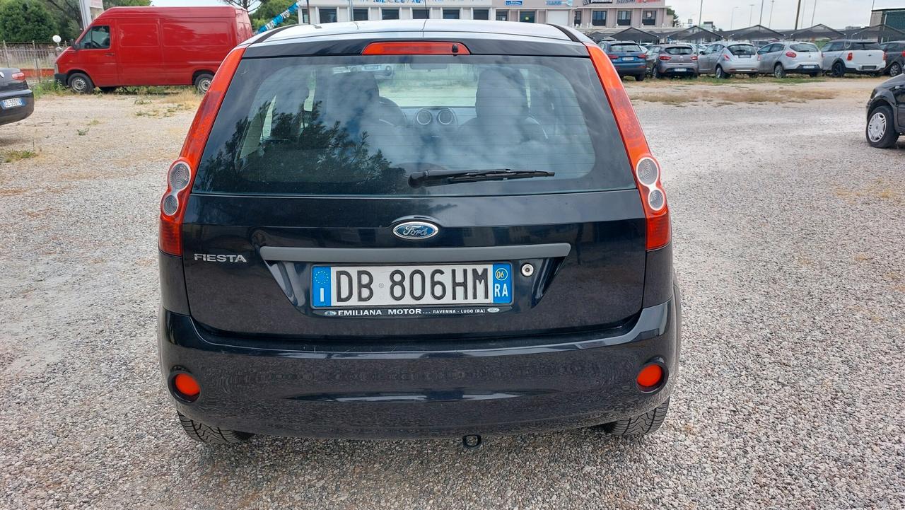 Ford Fiesta 1.2 16V 3p. Ghia
