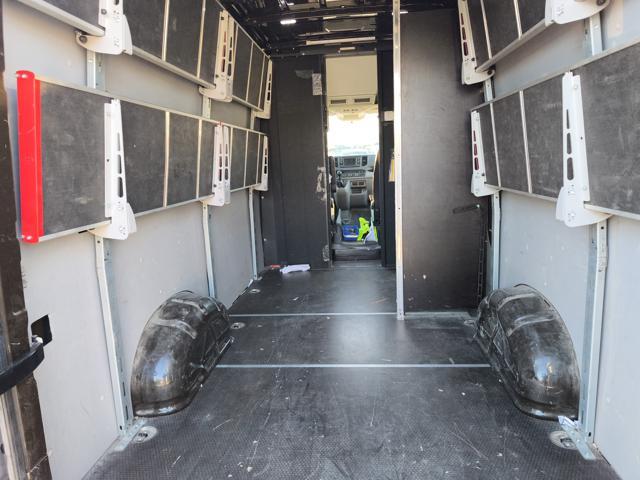 VOLKSWAGEN Crafter 30 2.0 tdi 140cv L3H3 Logistic my19