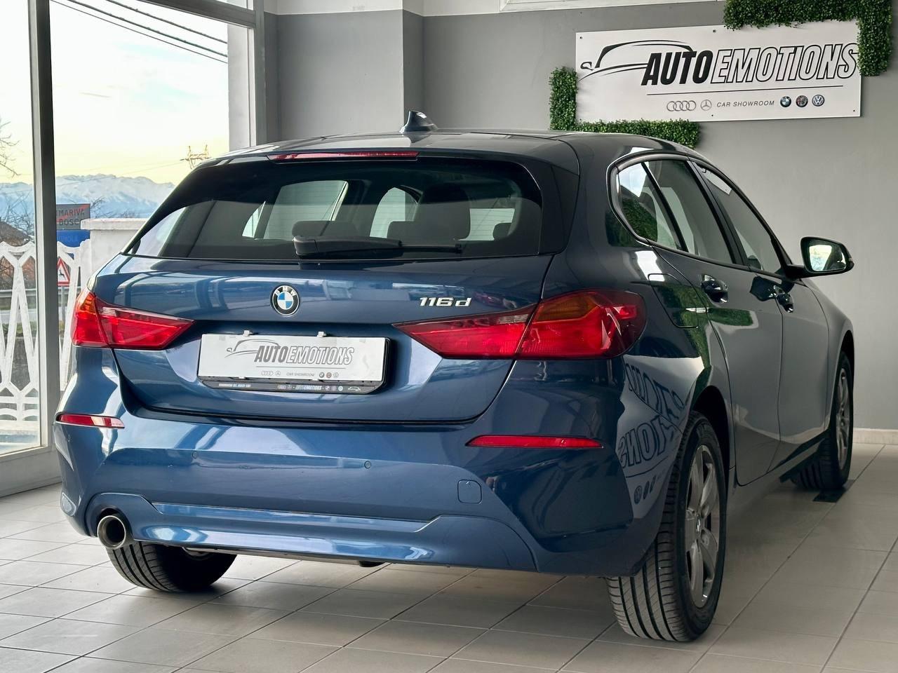 BMW - Serie 1 F40 116d Sport