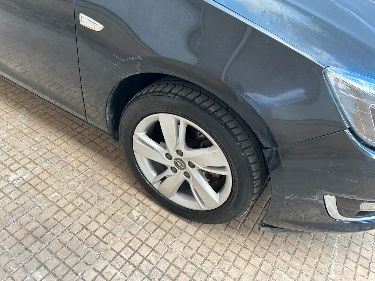 Opel Astra 1.7 CDTI 110CV 5 porte Cosmo