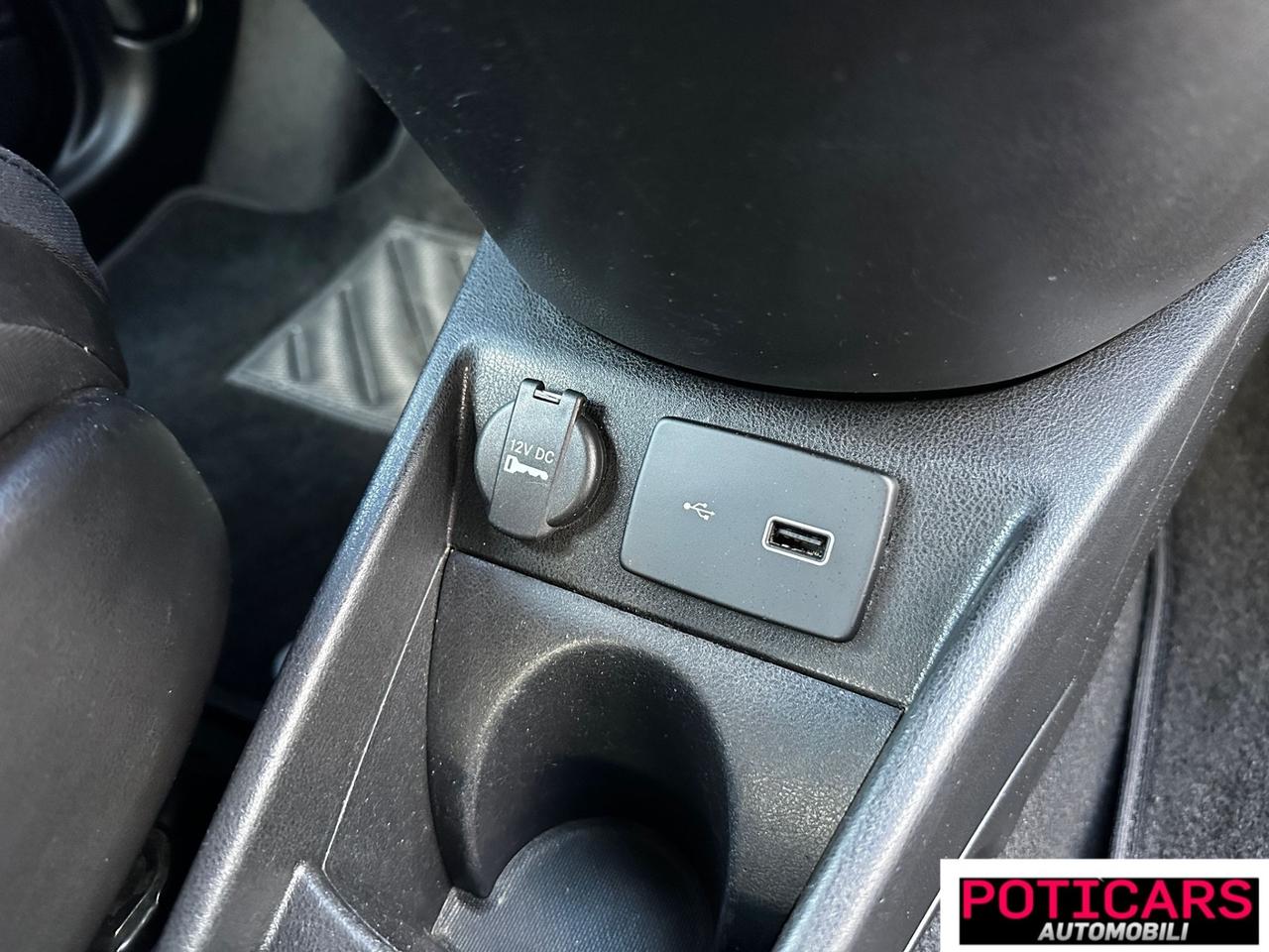 Lancia Ypsilon 1.2 69 CV 5 porte GPL Ecochic Gold