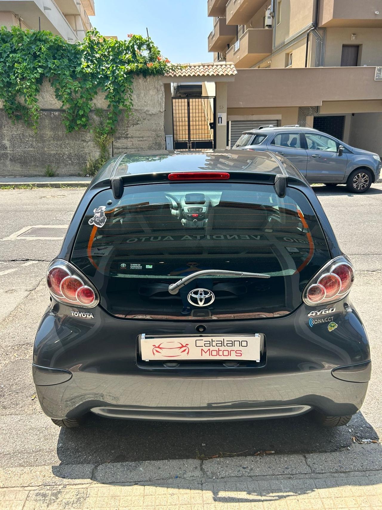 Toyota Aygo 1.0 12V VVT-i 5 porte Lounge Connect