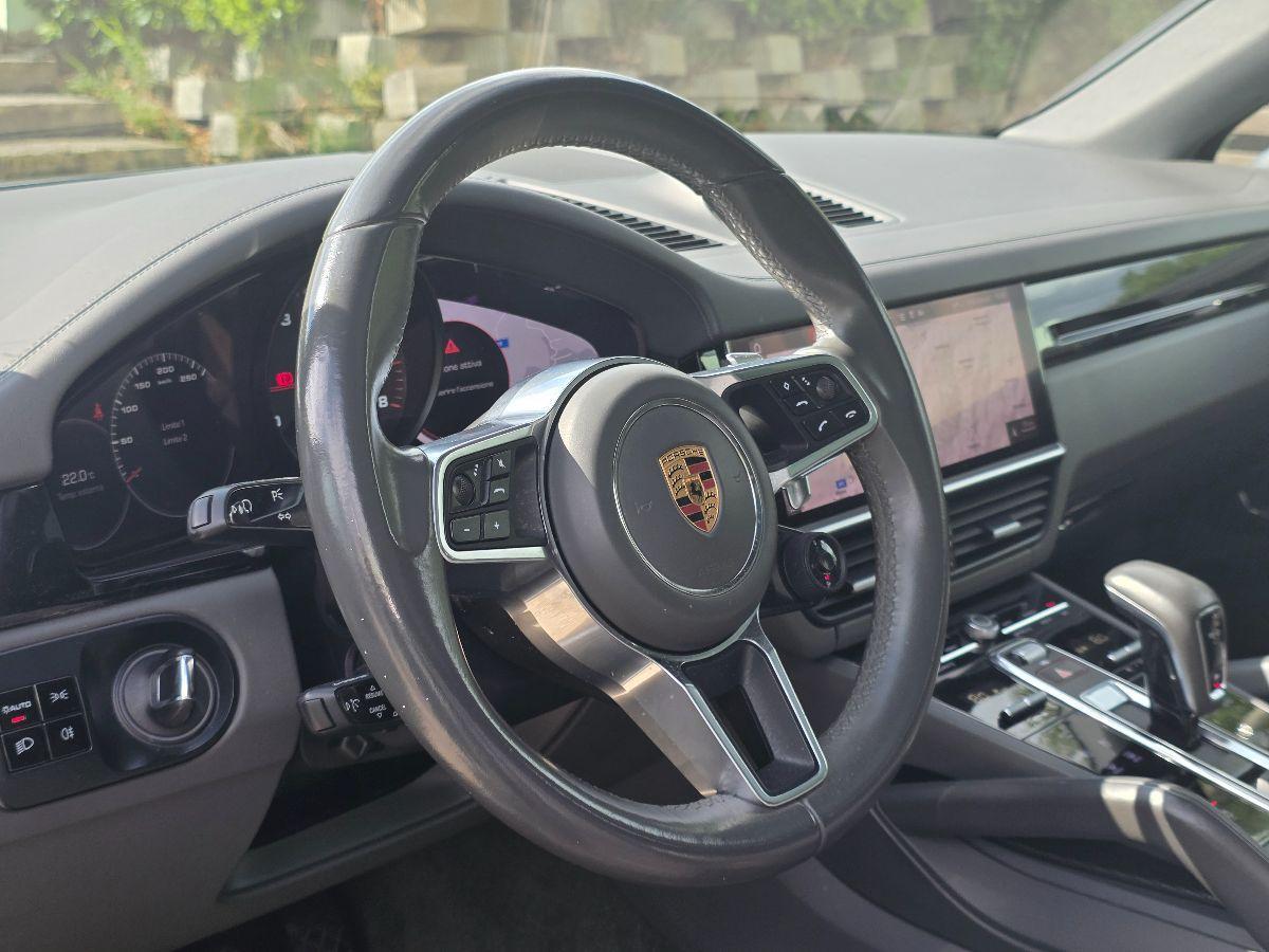 PORSCHE CAYENNE COUPE 3.0 V6 BENZ GARANZ. UFF.