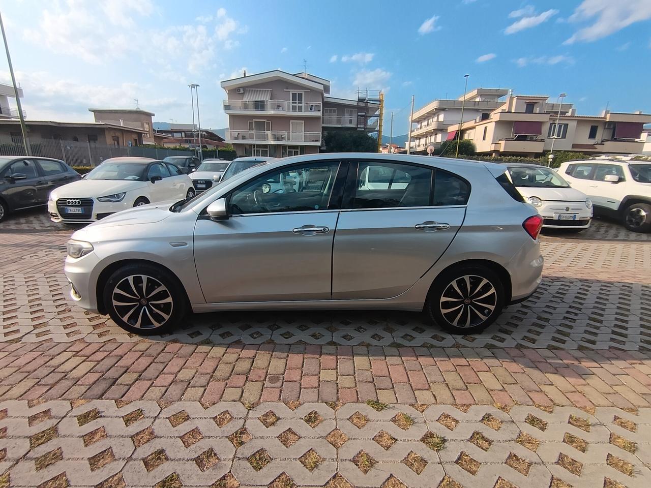 Fiat Tipo 1.4 T-Jet 120CV GPL 5 porte Lounge VETTURA CONTO VENDITA
