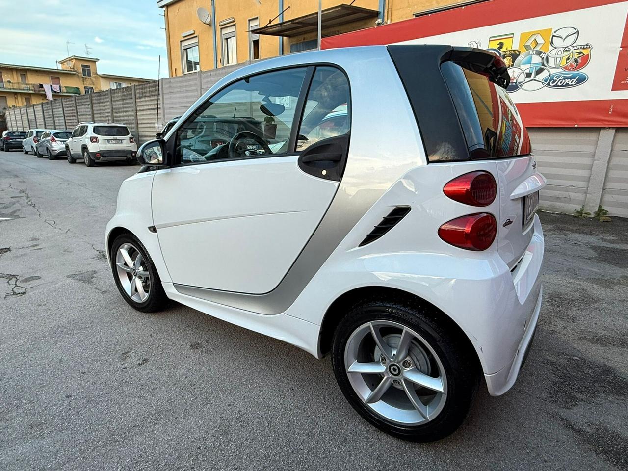 Smart ForTwo 800 CDI 54cv coupé - 2013