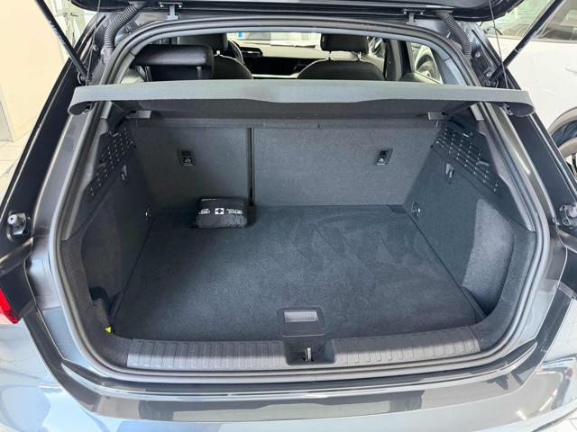 AUDI A3 SPB 30 g-tron S tronic Business
