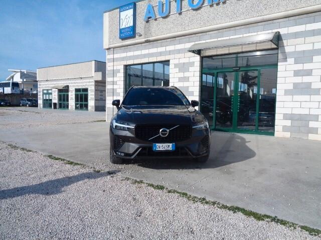 Volvo XC 60 XC60 B4 (d) AWD automatico Plus Bright
