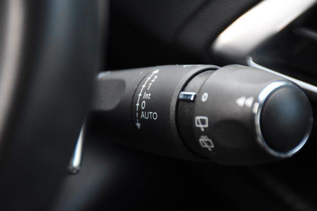 PEUGEOT 3008 BlueHDi 130 S&S EAT8 Allure