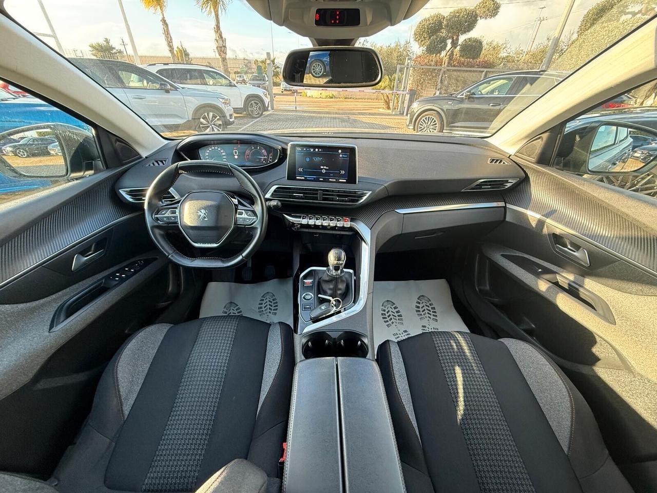 Peugeot 3008 BlueHDi 130 S&S Allure Pack