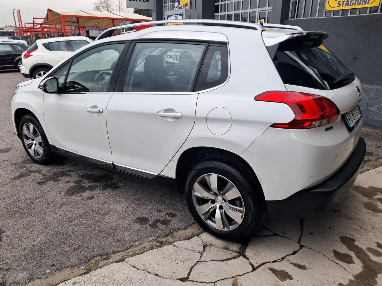 Peugeot 2008 PureTech 82 Allure OK NEOPATENTATI