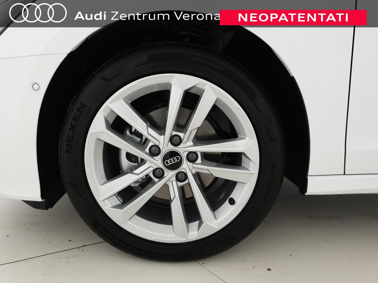 Sedan 30TFSI 116CV S tronic Business