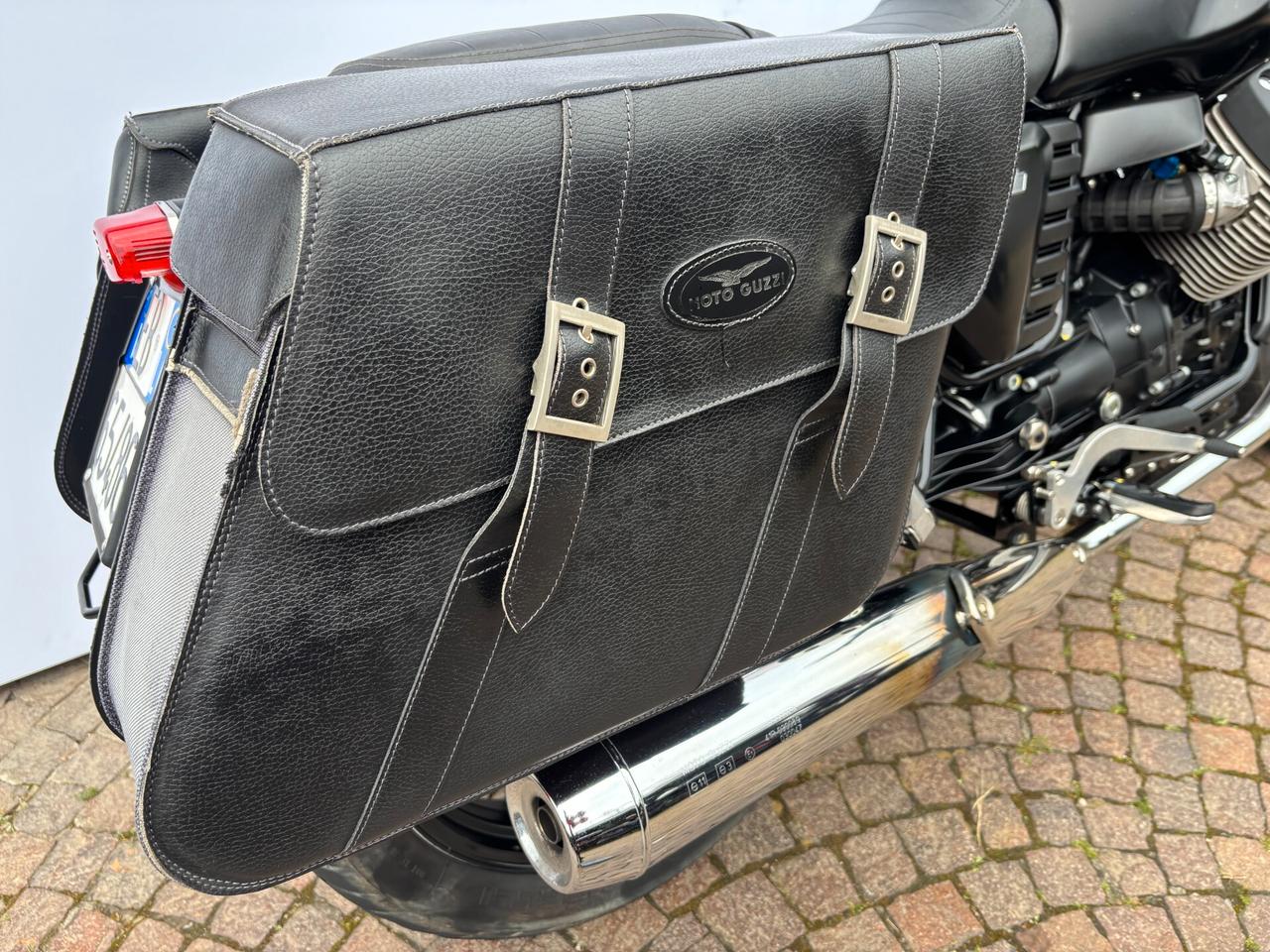 Moto Guzzi V7 Stone