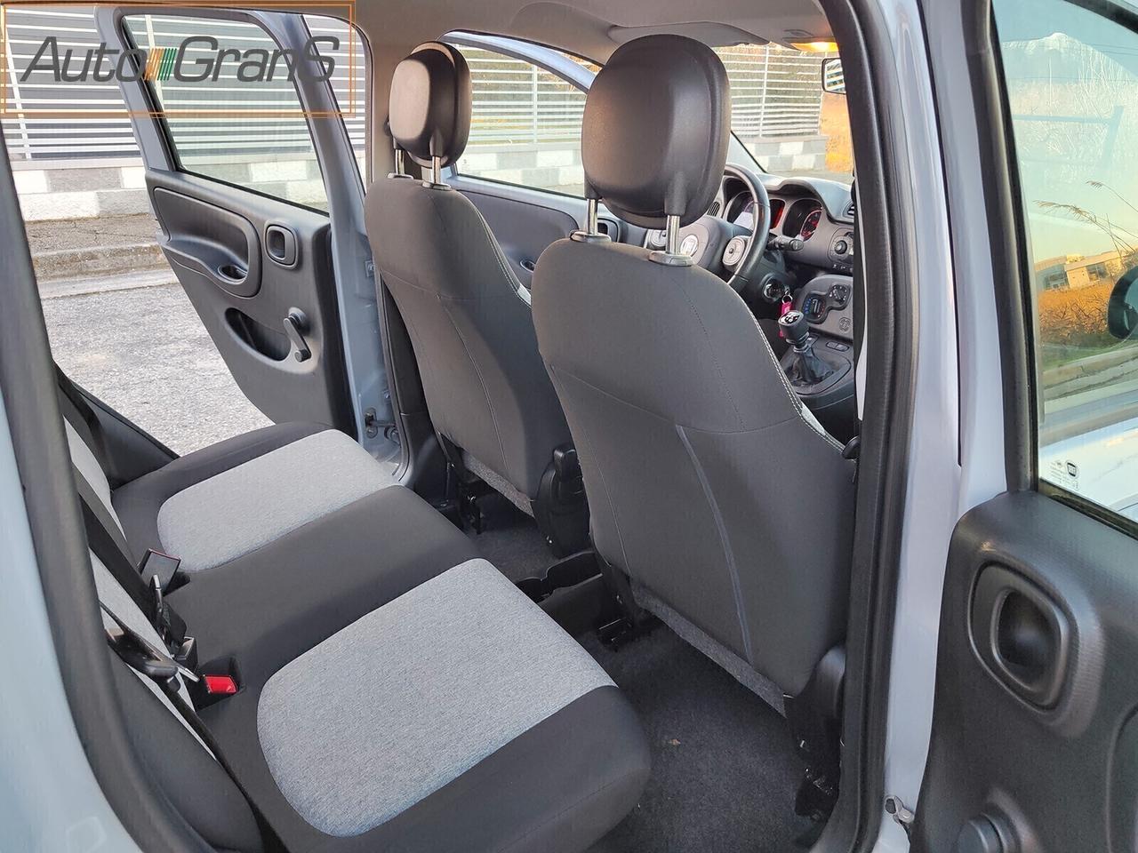 FIAT PANDA 1.2 Lounge 5Posti