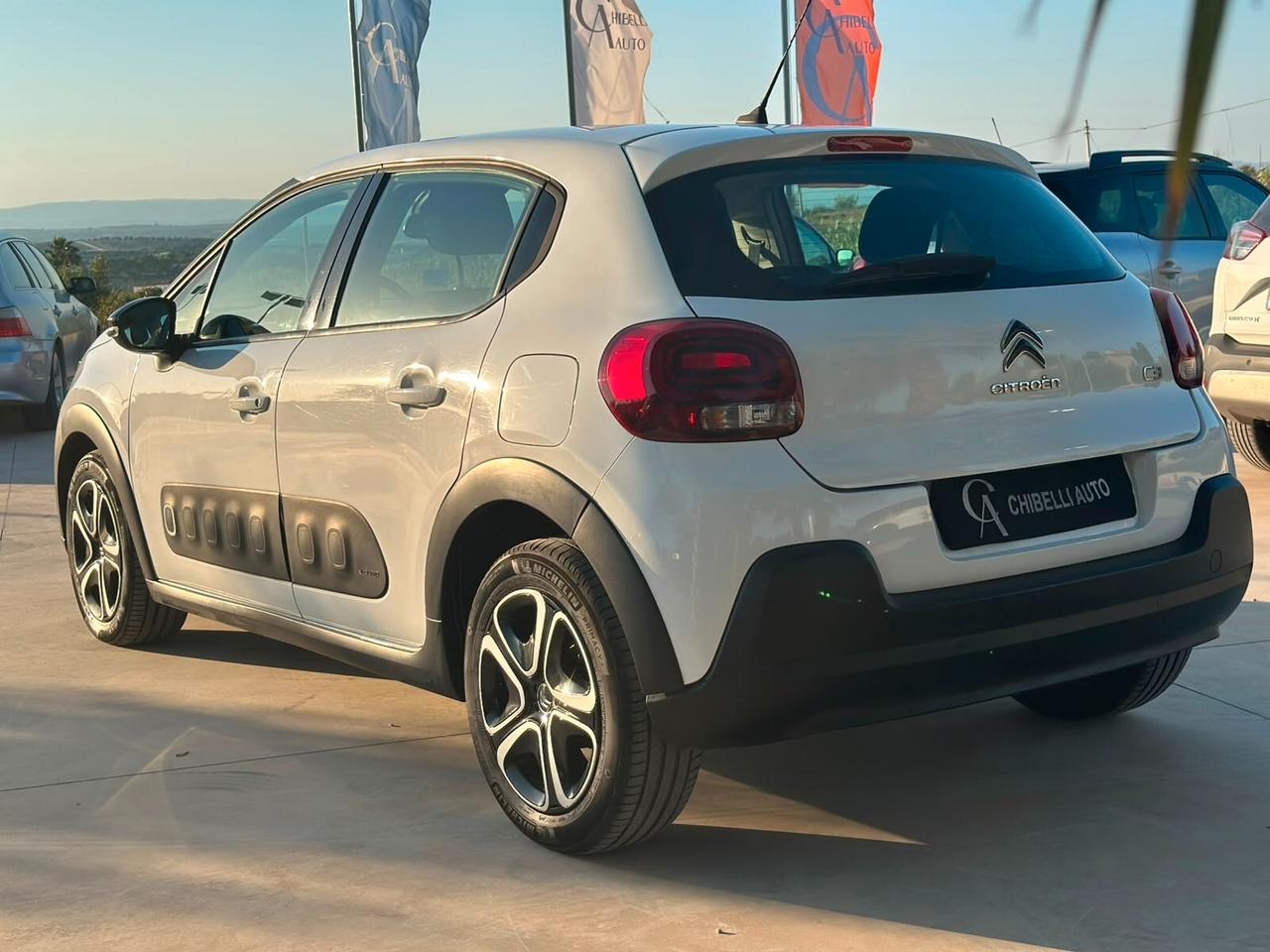 Citroen C3 1.6 Blue-HDi 75 CV Shine