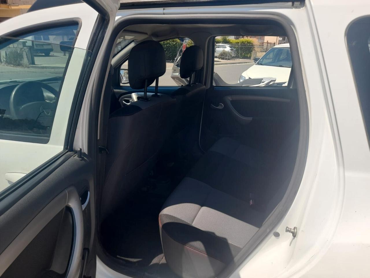 Dacia Duster 1.6Gpl 12 mesi garanzia-2013