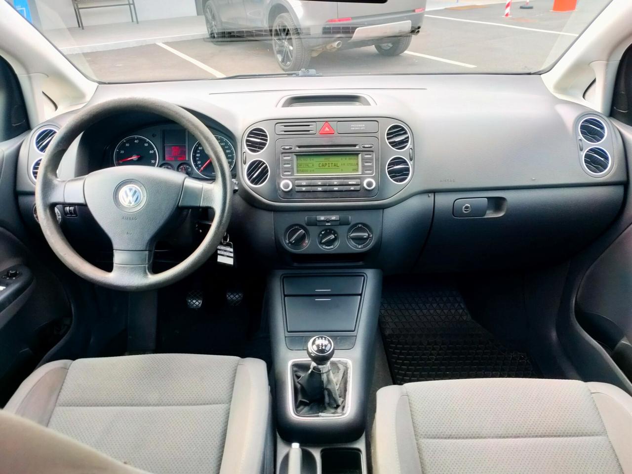Volkswagen Golf Plus Golf 1.6 5p. Comfortline unico proprietario neopatentati