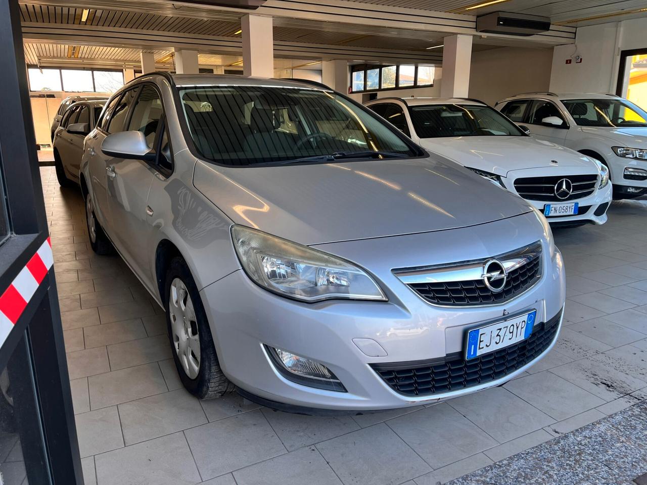 Opel Astra 1.7 CDTI 110CV Sports Tourer Cosmo