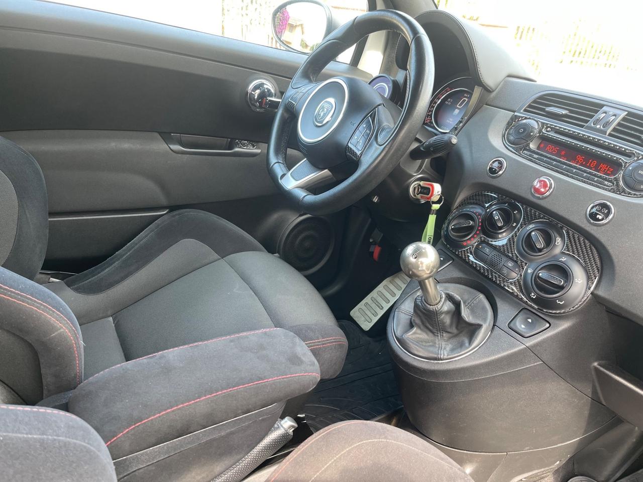 Fiat 500 Abarth 595 competizione