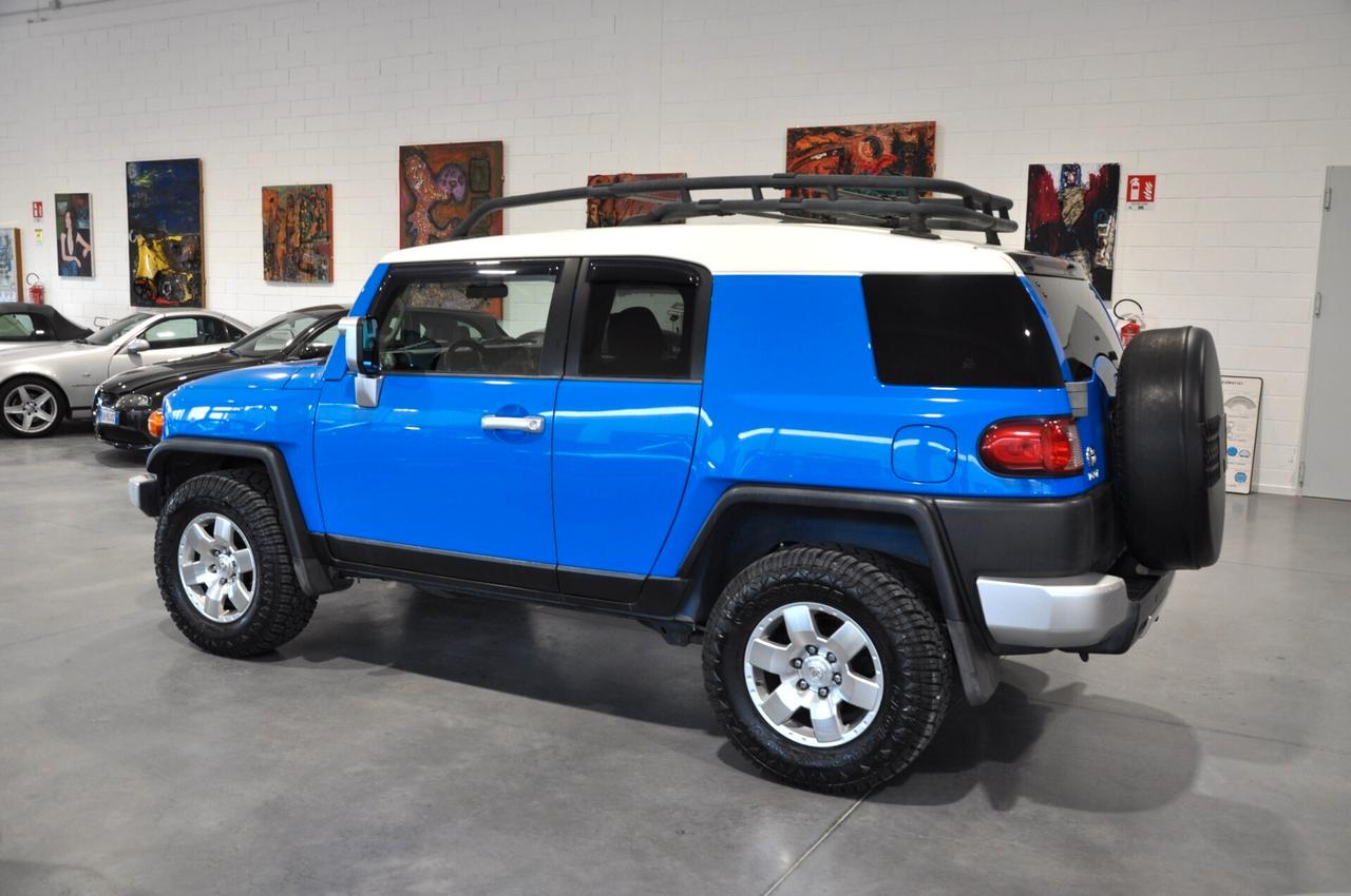 Toyota FJ Cruiser 4 WD