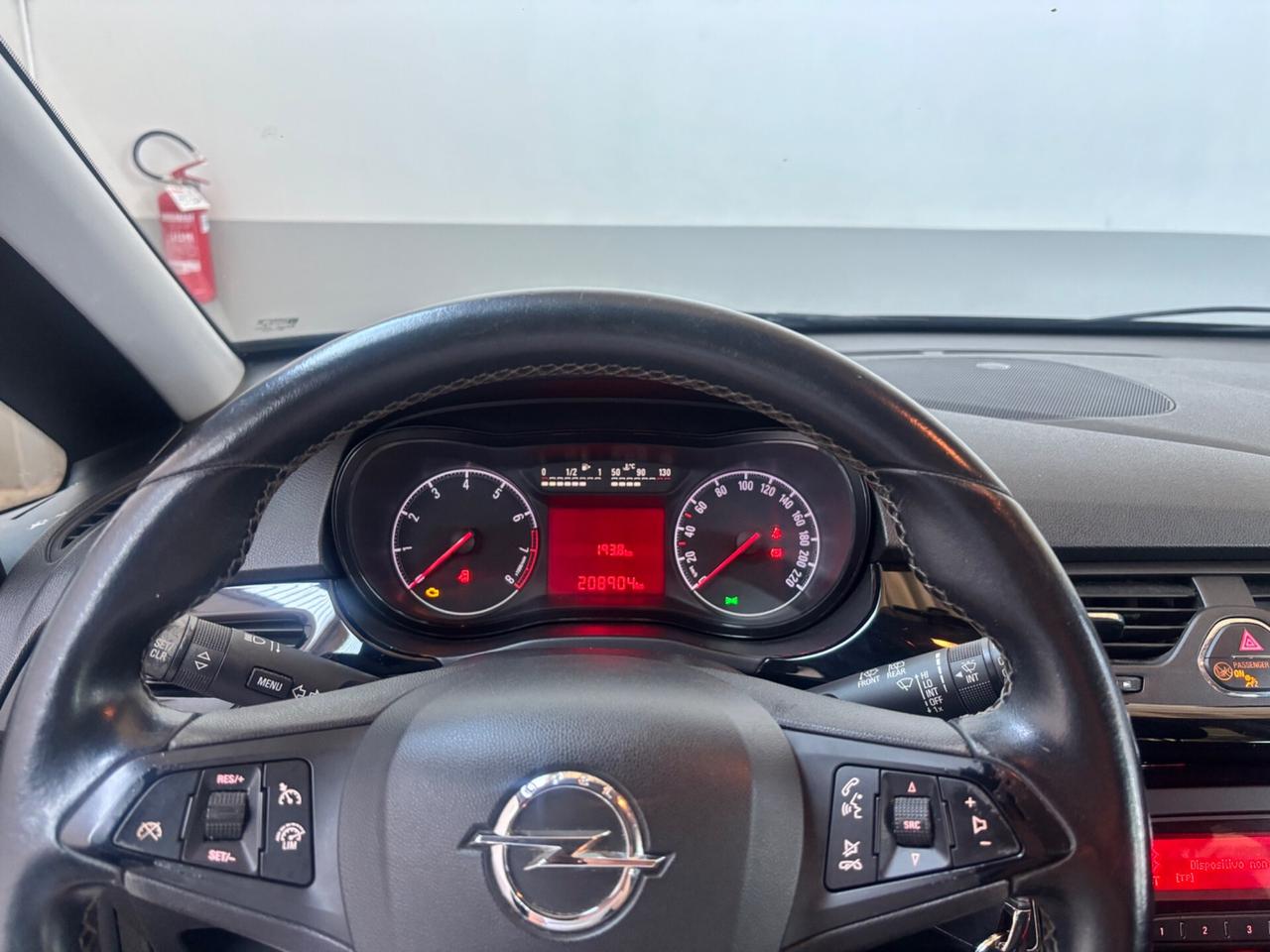 Opel Corsa 1.2 5 porte b-Color