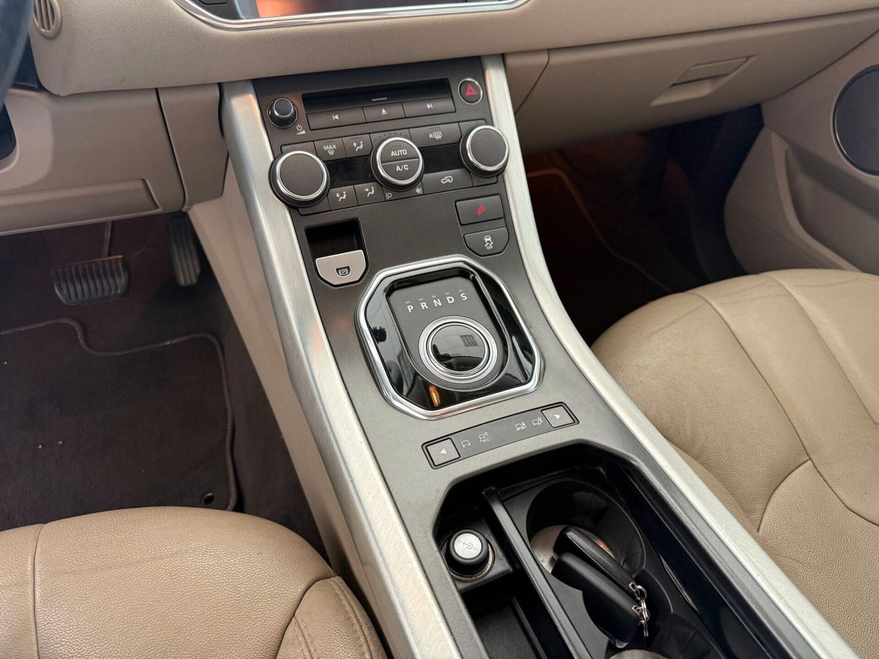 Land Rover Range Evoque 2.2D FULL OPTIONAL 2013