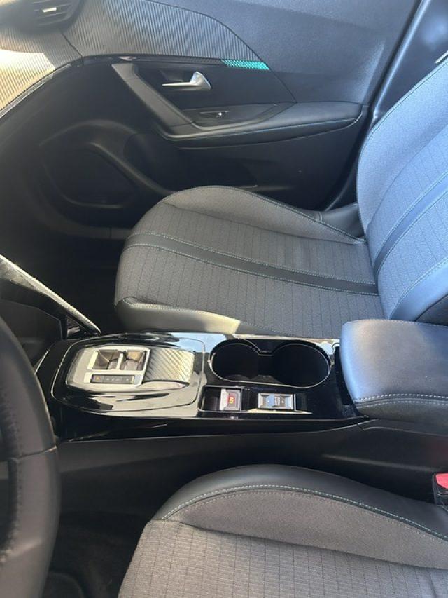 PEUGEOT 2008 PureTech 130 S&S EAT8 Allure