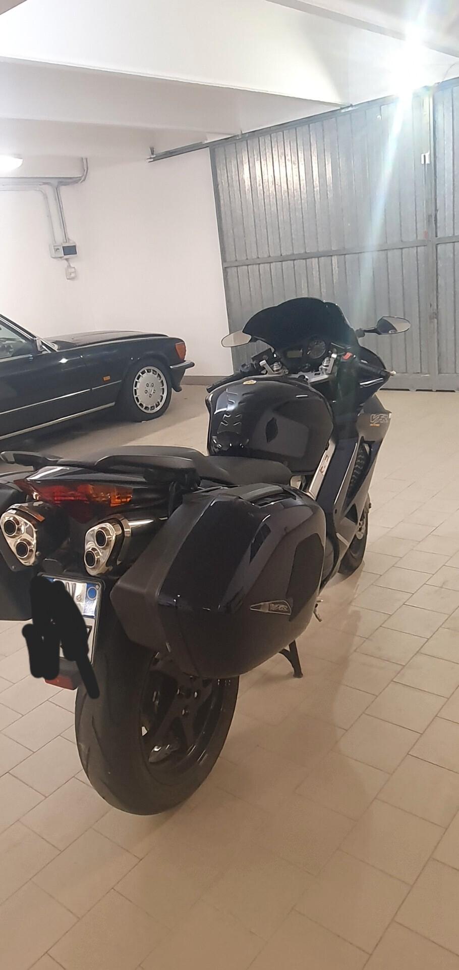 Honda VFR 800 Perfetta - 2002