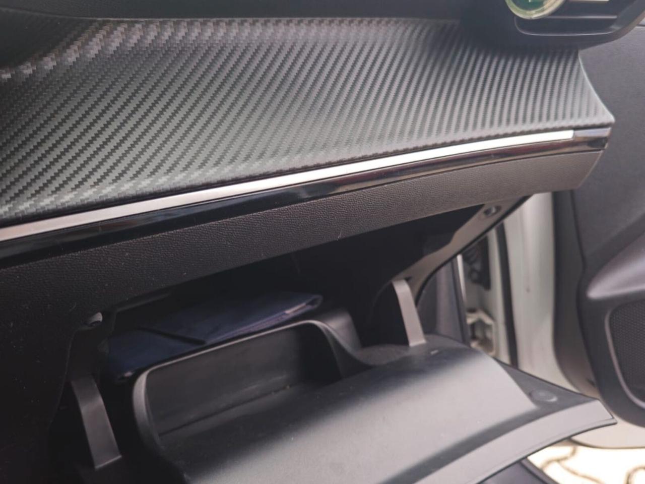 Peugeot 208 PureTech 100 Stop&Start 5 porte Allure