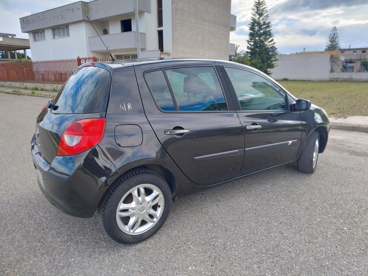 Renault Clio 1.5 dCi 85CV 5 porte Le Iene