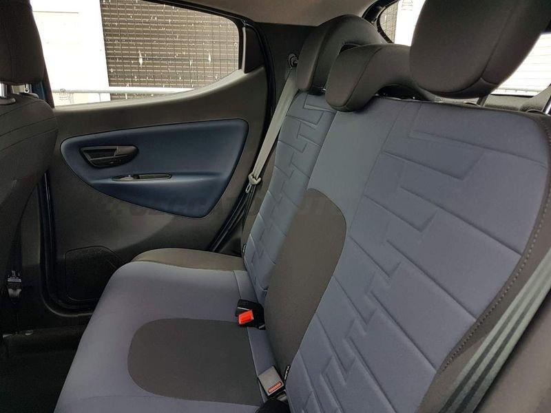 Lancia Ypsilon Ypsilon 1.0 firefly hybrid Platino s&s 70cv