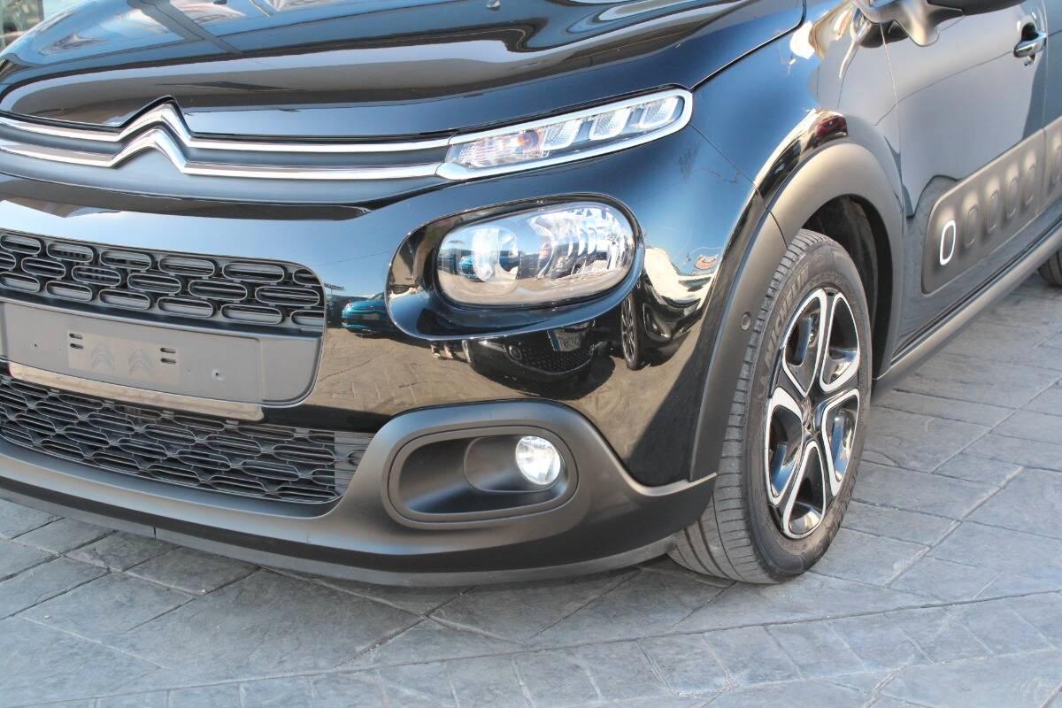 Citroen C3 1.2 puretech Shine s&s 110cv eat6 Con NAVIGATORE