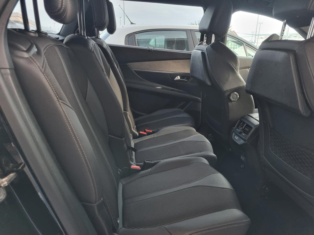 Peugeot 5008 BlueHDi 130 S&S EAT8 GT