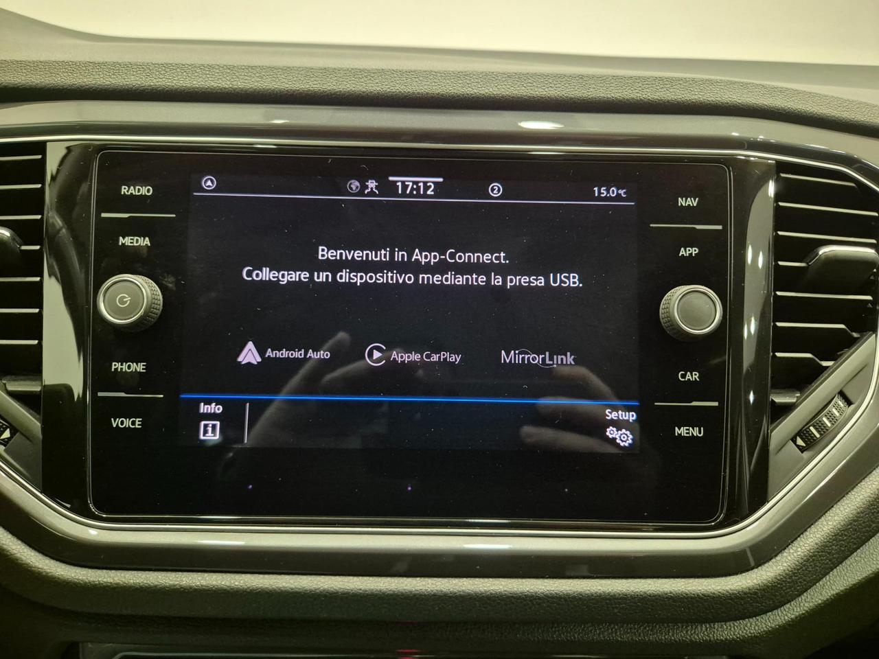 Volkswagen T-Roc 1.5 TSI Style dsg - Carplay - ACC/Lim - Sens. Park