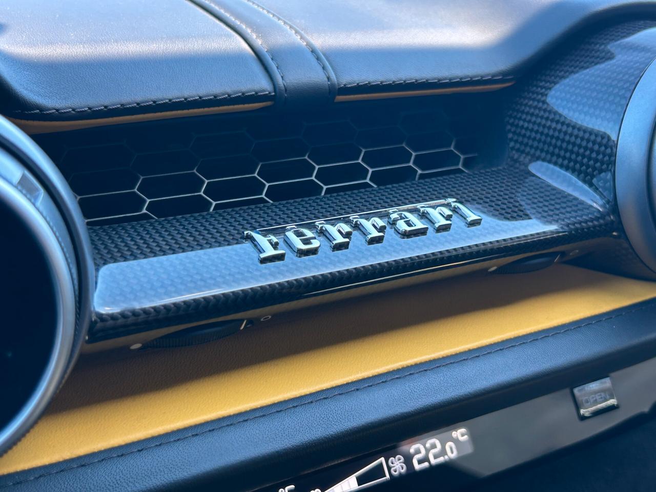 Ferrari 812 Superfast 6.5 dct