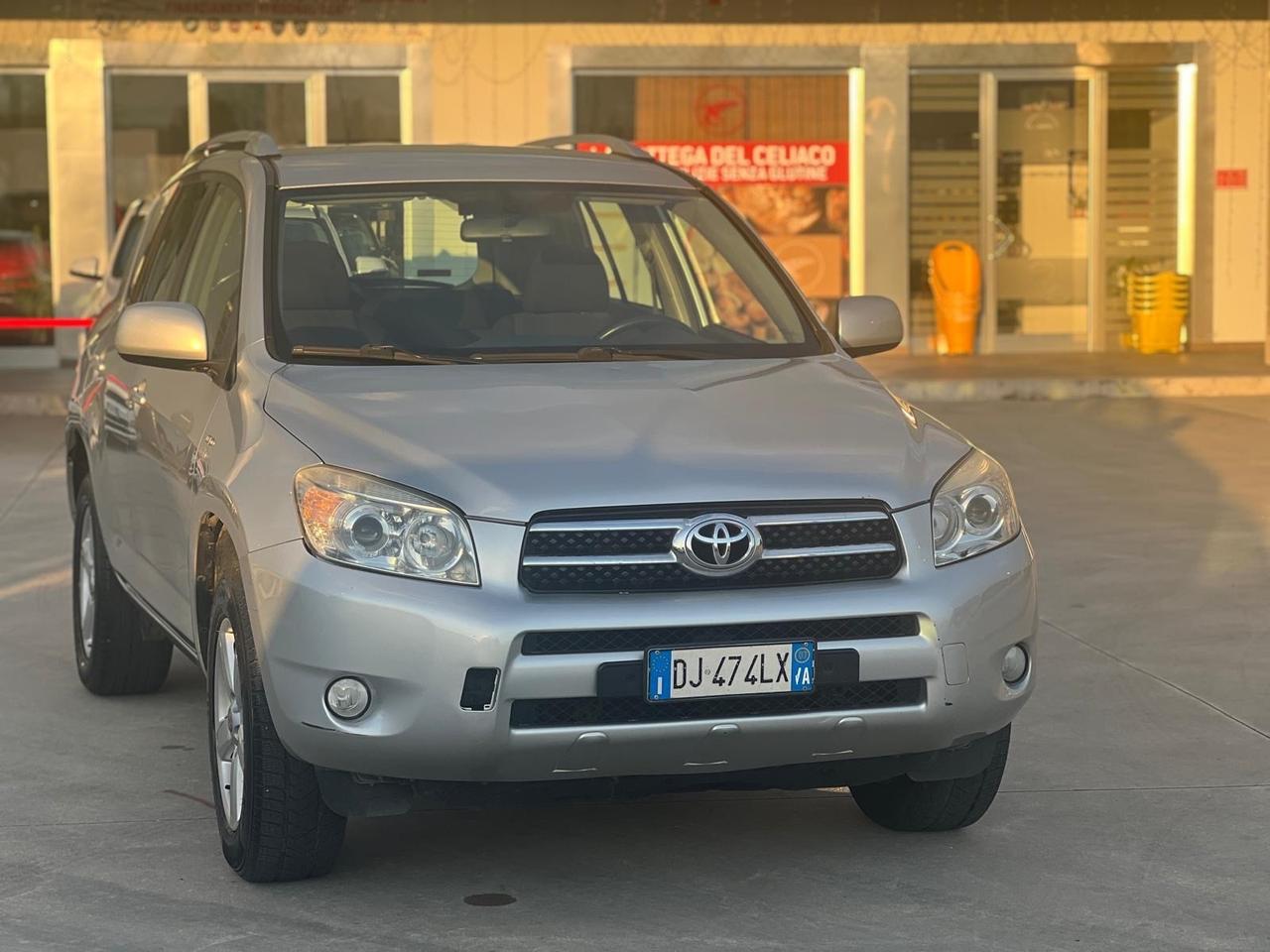 Toyota RAV 4 RAV4 2.2 D-4D 136 CV