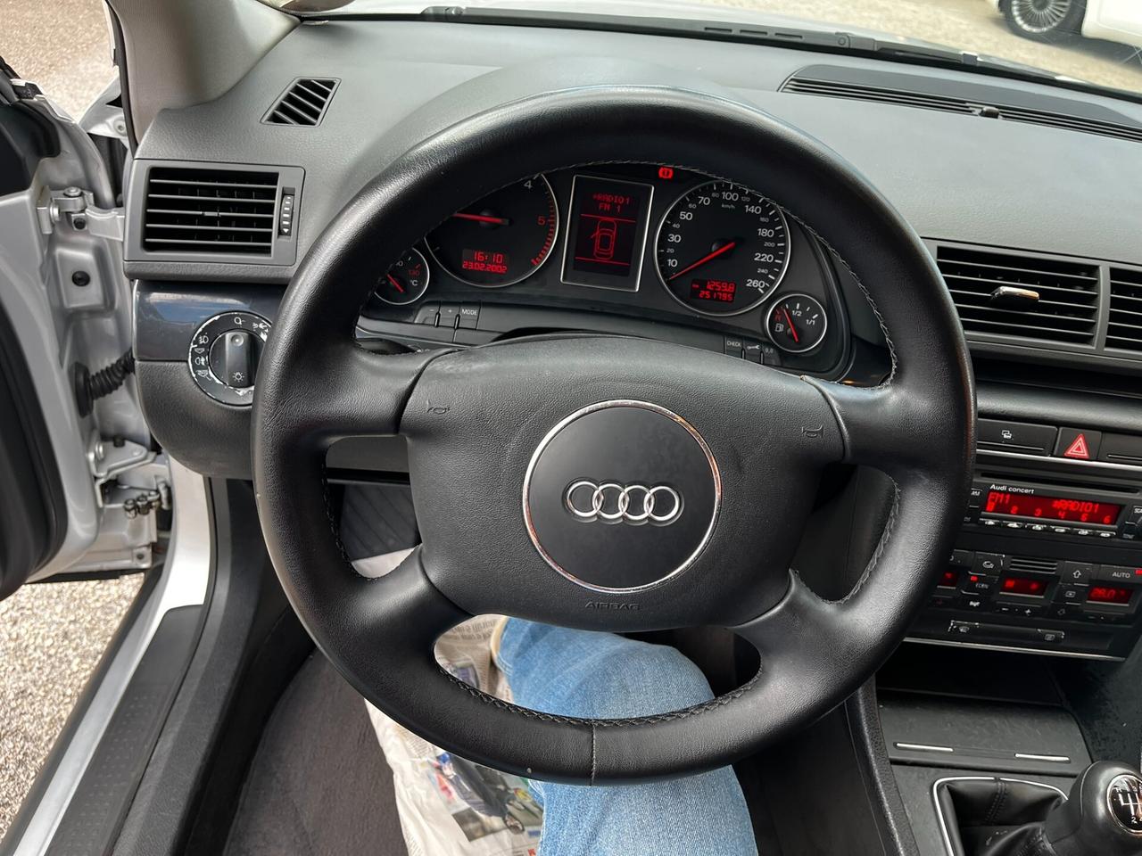 Audi A4 1.9 TDI Diesel 130 CV CAT Berlina