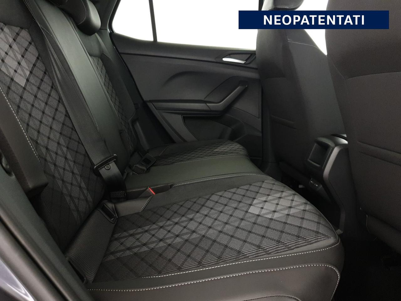 Volkswagen T-Cross 1.0 tsi r-line 115cv