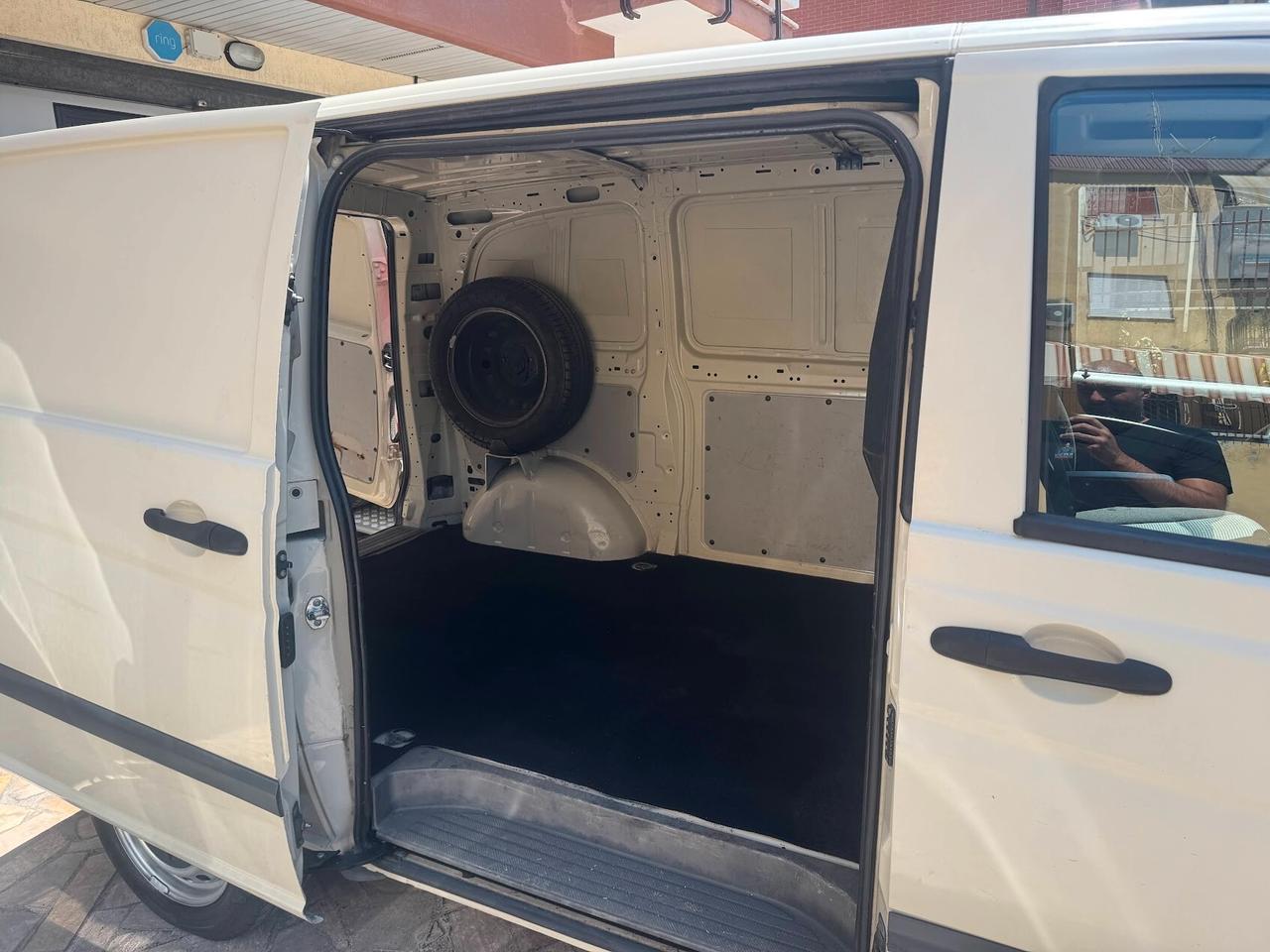 MERCEDES VITO 113 CDI AUTOMATICO BI-XENO PARKTRONIC UNIPROPRIETARIO IVA
