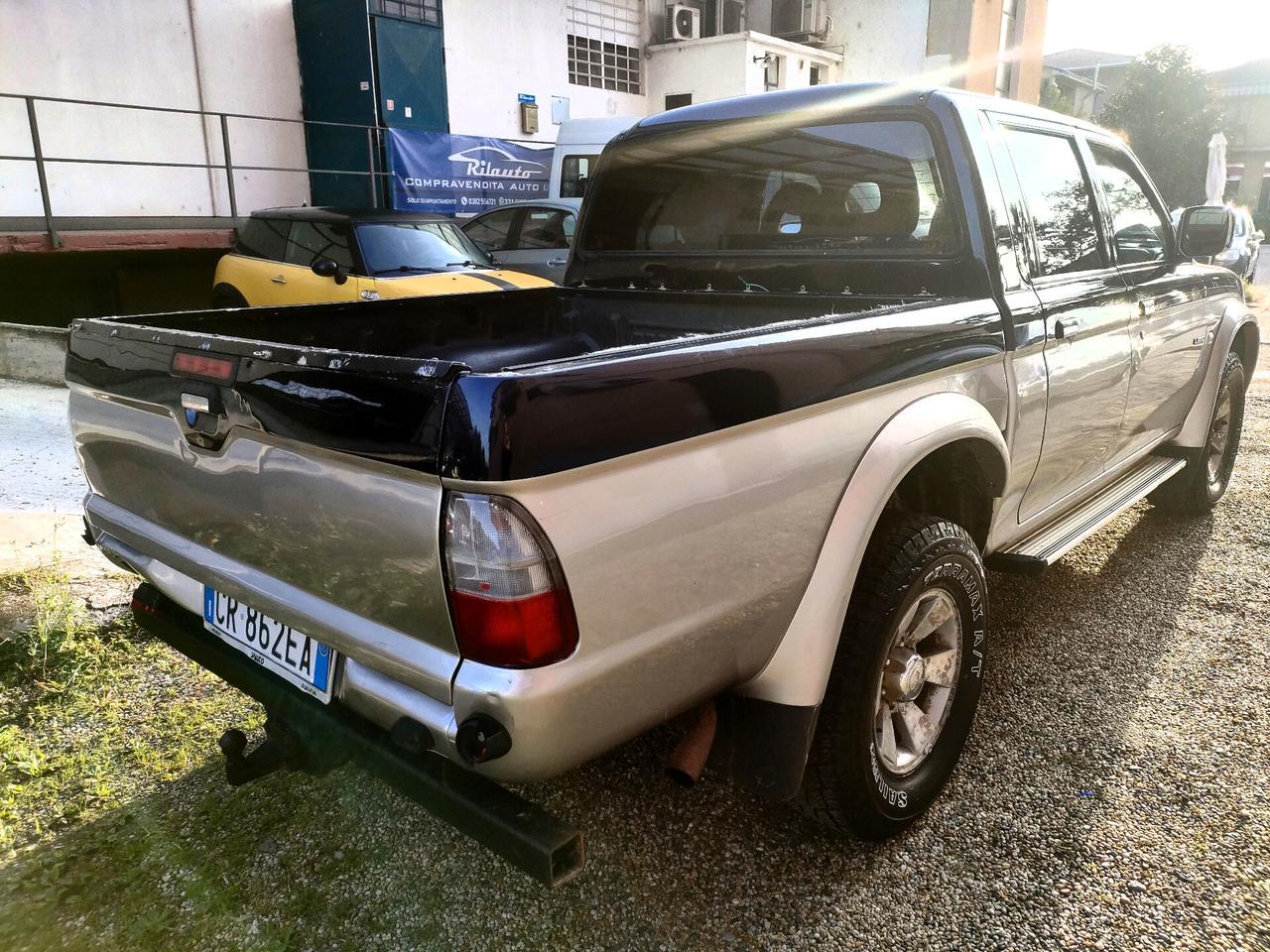 Mitsubishi L200 2.5 TD Aut Gancio 4WD Double Cab